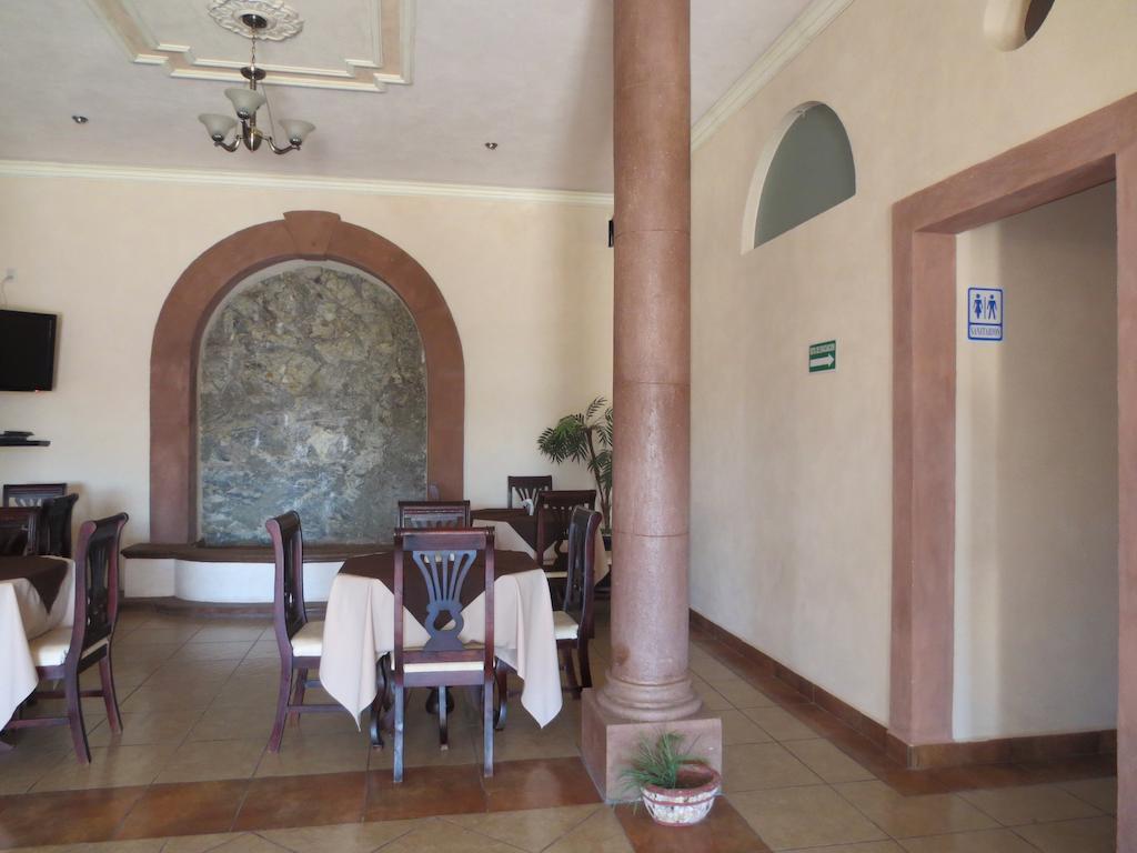 Casa Celia Hotel Restaurante Bernal Εξωτερικό φωτογραφία