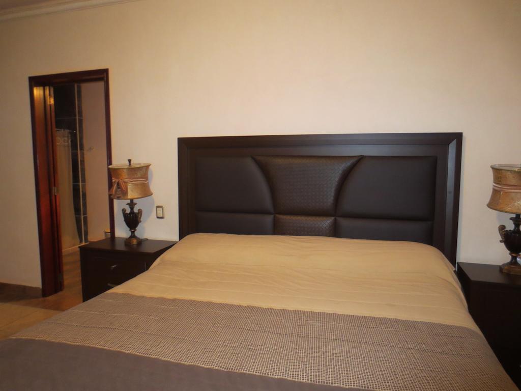 Casa Celia Hotel Restaurante Bernal Δωμάτιο φωτογραφία