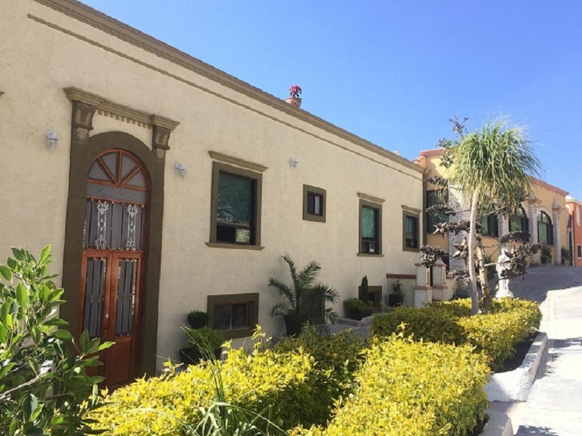Casa Celia Hotel Restaurante Bernal Εξωτερικό φωτογραφία